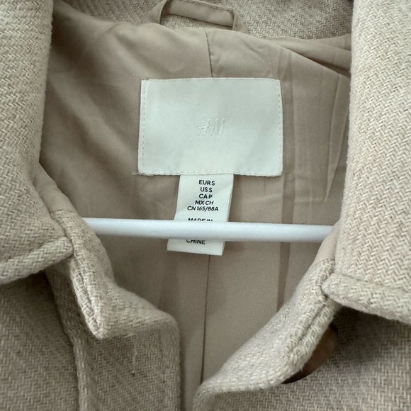 H&M Shacket - Picture 4 of 6